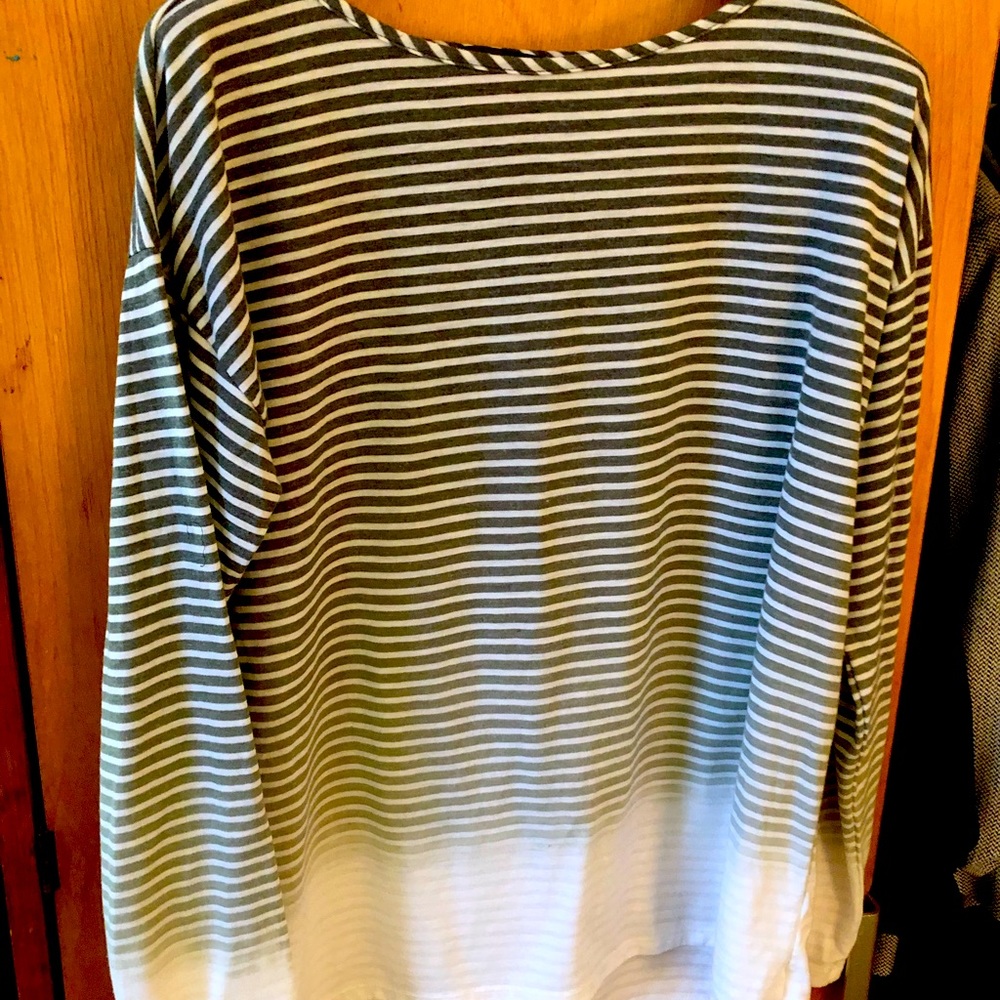 Vince Camuto Striped Ombre Green Long Sleeve Tee Shirt - Size Small